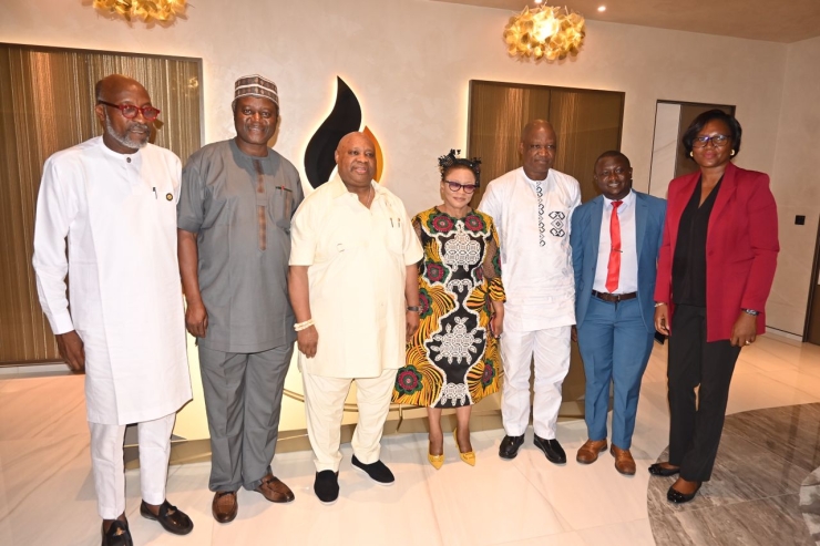 Governor Adeleke Pays Thank-You Visit to UNIOSUN Chancellor